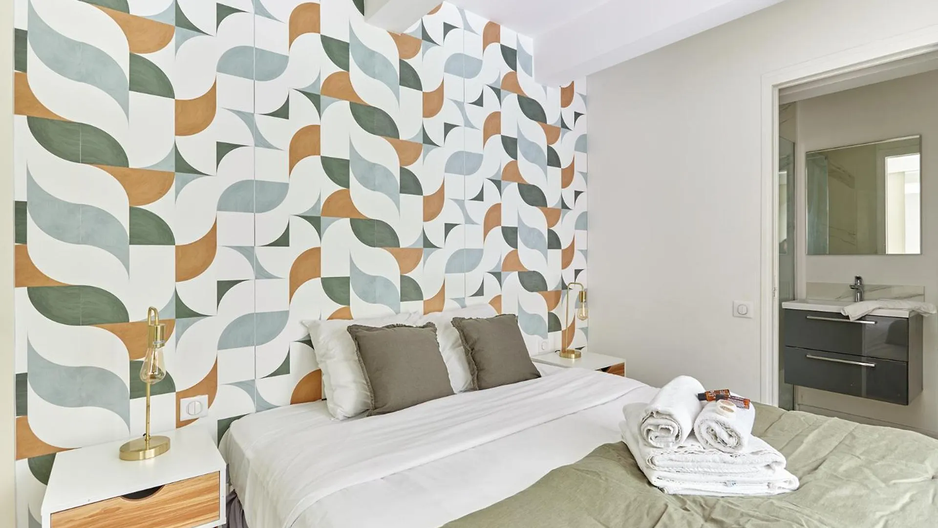 Le Marais By Prestige Apartment *